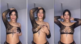Johanna Giraldo, uma latina irresistível, dando aquela sambadinha nas teta maravilhosos