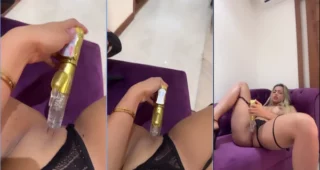 Karlyane Menezes, a famosa e luxuosa putinha, dando aquela relaxada