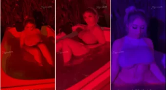 Nia Orozco se exibindo com a calcinha na banheira