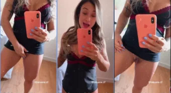 Taluane em um vídeo sensual de camisola super provocante!