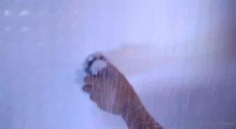 Vídeo quente da Gih Ribeiro se banhando