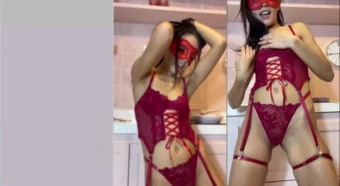 Vídeos da Nayra Castro se divertindo na pegada quente e cheia de desejo