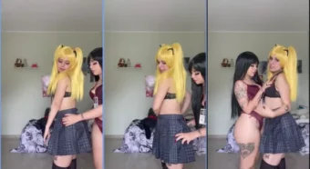 Kinechan trocando uns selinhos bem gostosos com a amiga que tem um rabão!