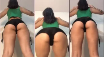 Vídeo da vanessabellxo exibindo o bundão dela