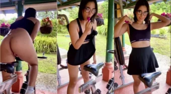 Anna Beggion, irresistível e de mini saia, cheia de charme