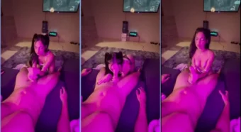 Vídeo da Brenda Trindade dando uma mamada no sortudo enquanto ele se diverte jogando videogame