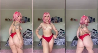 Vídeo quente da tiktoker Kinechan