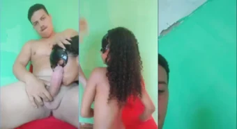 Esquina das Gatinhas com uma morena maravilhosa cheia de fogo no olhar