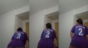 Linda Clara Chaves dando aquele rebolado picante sem calcinha