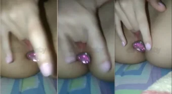 Gianine no OnlyFans, soltando a safadeza na siririca cheia de desejo