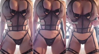 Isabella Pasini arrasando em uma calcinha super sexy!