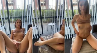 A Miss D tá um atrativo no vídeo se agradando