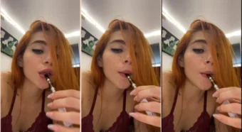 Carolina Cardenas, a ruivinha safada, se exibindo enquanto dá uma fumada