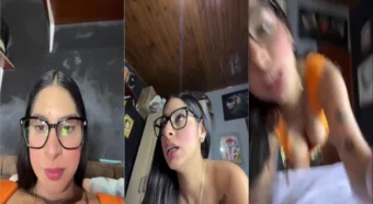 Charlotte Stevens, a danadinha, dando uma de exibicionista com a bunda!