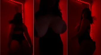 Alanna Vitria tá simplesmente irresistível mostrando seu bundão de dar inveja