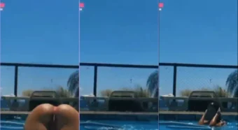 Azzy, a safadinha, tá maravilhosa mostrando o bumbum!