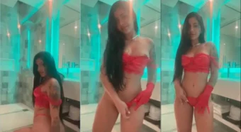 Maria Fernanda arrasando com sua calcinha provocante