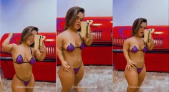 Morena ousada, baixinha e bem gostosa se gravando