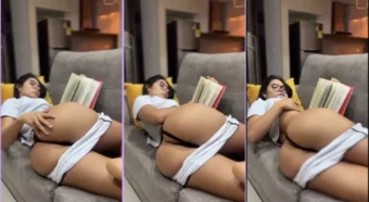 Daniela Antury, uma morena brasileira, esbanjando charme de ladinho no sofá