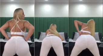 Juanita Gomez exibindo seu bumbum