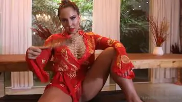 Pornogratis: Amigas íntimas, Melao gueixa erótica