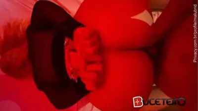 Gostosa de quatro em sexo malubrid