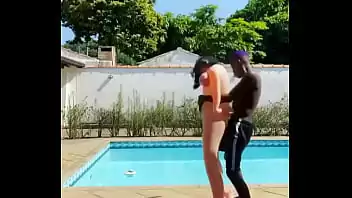 Mulher sendo sarrada Mulher sendo sarrada Cam4