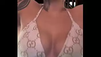 Peito durinhos Peito durinhos Amador