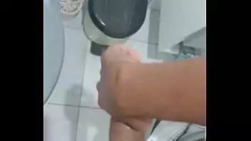 a mulher gozando a mulher gozando Mulher madura curtindo