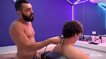 barbeiro gay porno barbeiro gay porno Videos de Sexo
