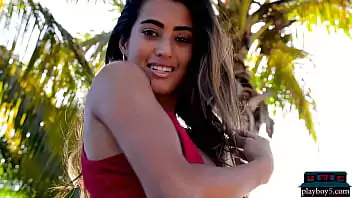 katherinne rodriguez sexo katherinne rodriguez sexo Beleza latina de seios pequenos Katherinne Sofia se despindo em um campo de tênis