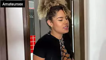 Mulher tranza com mulher