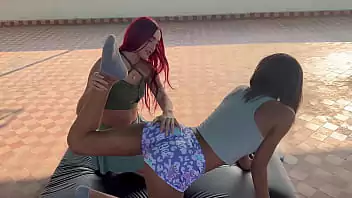 porno com gabriela porno com gabriela Minha meia-irmã quer que eu transe com ela com força e eu a faço cavalgar como uma prostituta até ela gozar