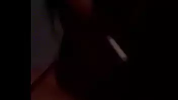 botando na bucetinha botando na bucetinha Puta bucetinha rosa fudida por alguma troca de dinheiro de interesses eu termino ela por dentro e deixo ela derramando l