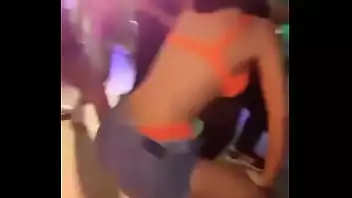 Bianca achieta nua