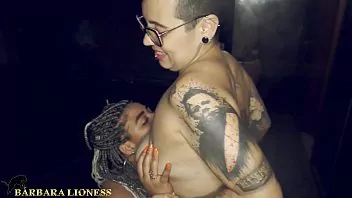 Caiu na net novinha suruba