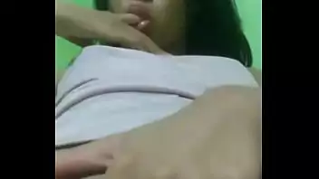 calcinha de lado mostrando a buceta calcinha de lado mostrando a buceta Videos de Sexo