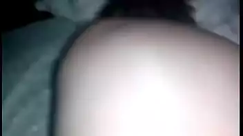 Coroa loira dando o cu