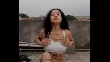 Elisa chances pelada
