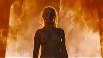 Emilia clarke sexo scene