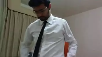 gay dando cu dando o cu para um morador de rua 