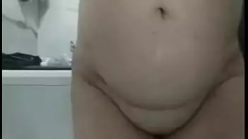 Gordinha amadora nua