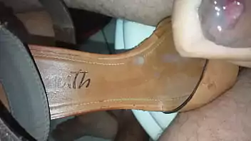 Gozando na cara da tia