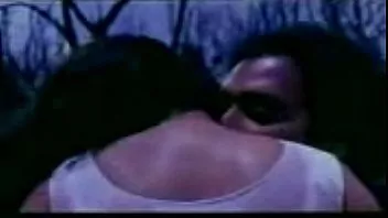 Krazee navel nua