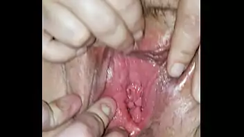 labios de buceta Pamela Pantera se preparando para um trabalho com sua buceta gigante 
