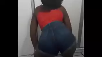 Larissa azevedo nude
