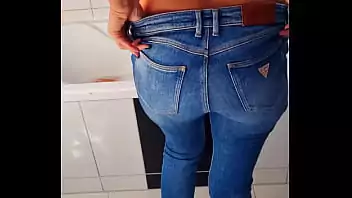 madrasta e enteado transando Enteado é flagrado transando com a calcinha da madrasta 