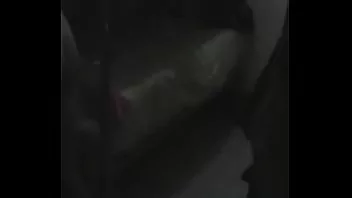Marido leva esposa para outro comer