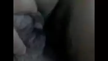metendo a rola com força metendo a rola com força Metendo com ela de quatro