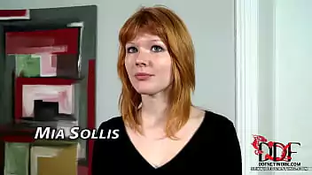 Mia sollis nude